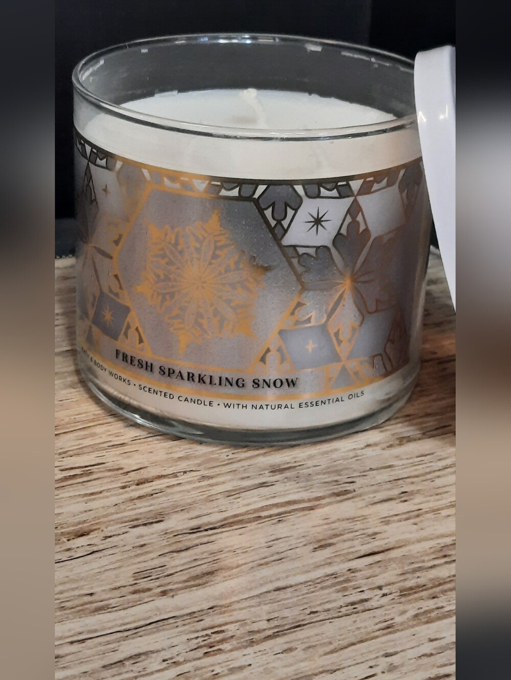 "FRESH SPARKLING SNOW" Bath And Body Works 3 WICK